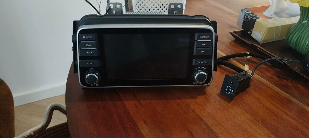 Nissan Micra K14 Radio Navigatie met CarPlay (OEM), Ophalen of Verzenden, Gebruikt