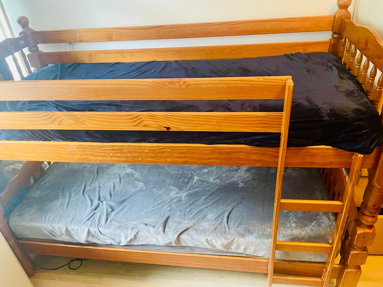 Stevig houten stapelbed 220x90 cm, Huis en Inrichting, Slaapkamer | Stapelbedden en Hoogslapers, Ophalen, Gebruikt, 90 cm, Tweepersoons
