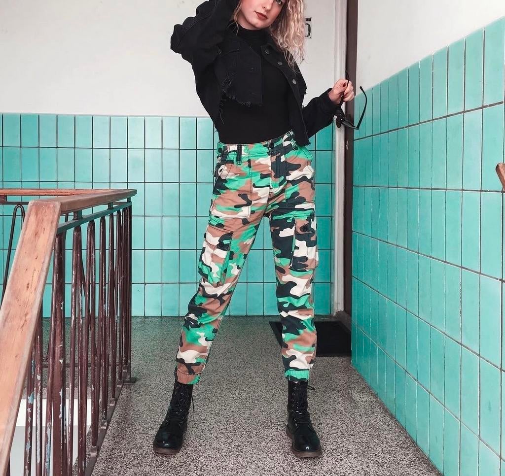 Bershka Camouflage Cargo Broek - Maat 34 (XS), Ophalen of Verzenden, Zo goed als nieuw, Maat 34 (XS) of kleiner, Lang