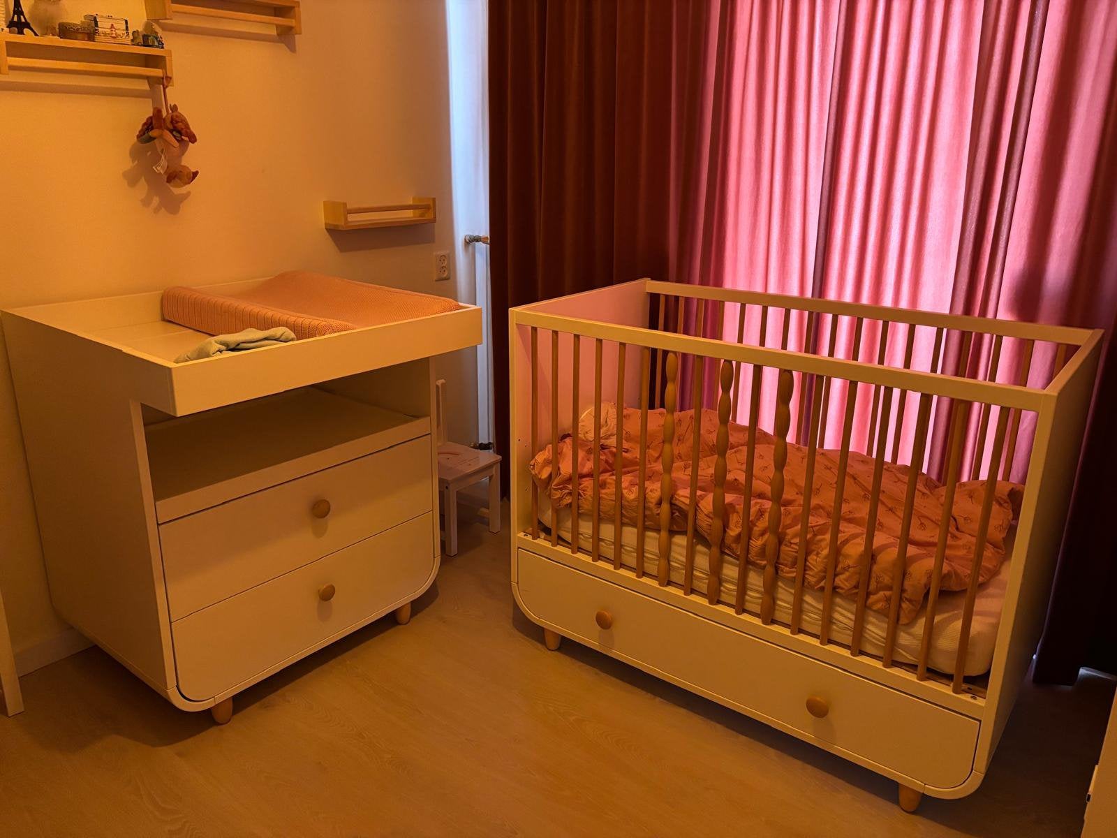 Prachtige babykamer MYLLRA ikea, Ophalen, Zo goed als nieuw, Eenpersoons, Retro myllra