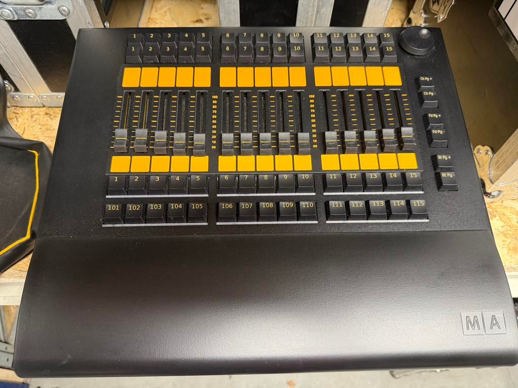 Grand MA2 Faderwing, Muziek en Instrumenten, Ophalen, Zo goed als nieuw, Licht