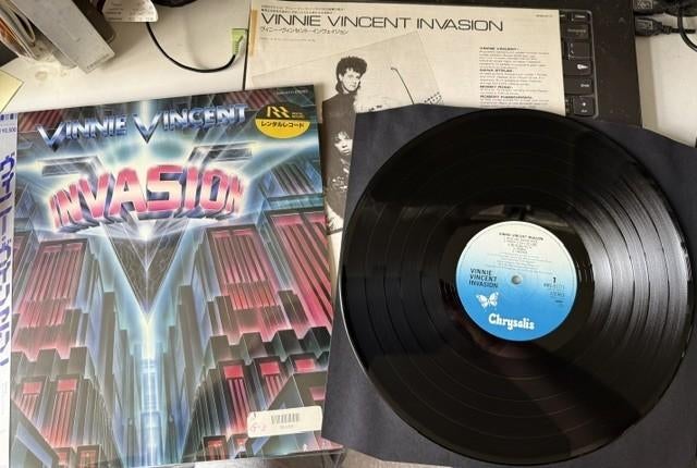 Vinnie Vincent Invasion (Kiss) - S/T  japan lp + OBI + inser, Ophalen of Verzenden, Gebruikt