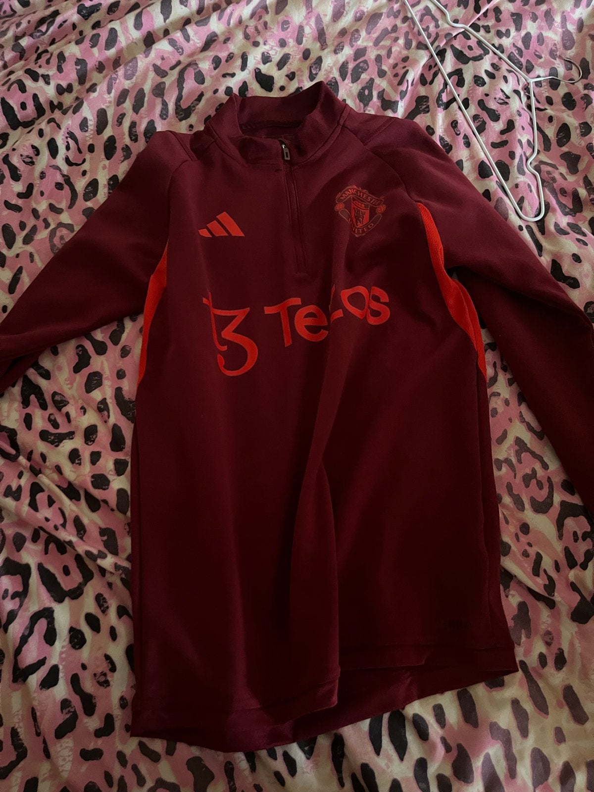 Manchester United Trainingsshirt - Rood/Bordeaux, Kleding | Heren, Sportkleding, Zo goed als nieuw, Voetbal, Maat 48/50 (M), Rood