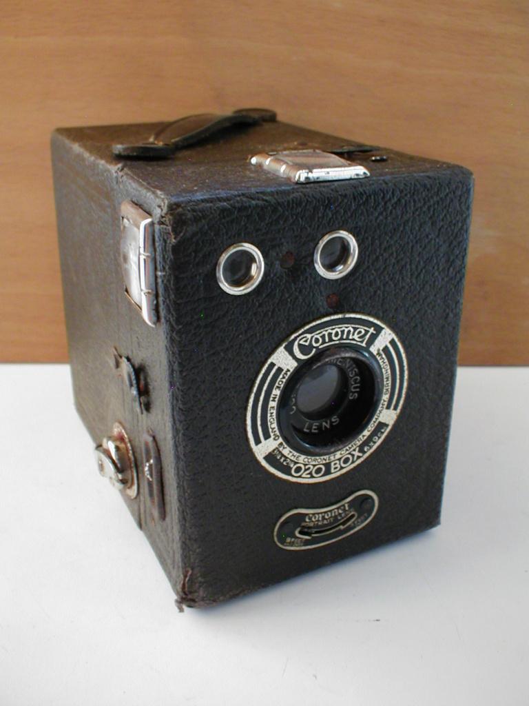 Coronet 020 Box fotocamera, Ophalen of Verzenden, Gebruikt, Compact, Overige Merken