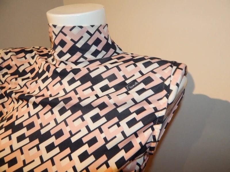 Elisabetta Franchi stretch body monogram print open rugI44, Maat 38/40 (M), Zo goed als nieuw, Zonder mouw, Meerkleurig