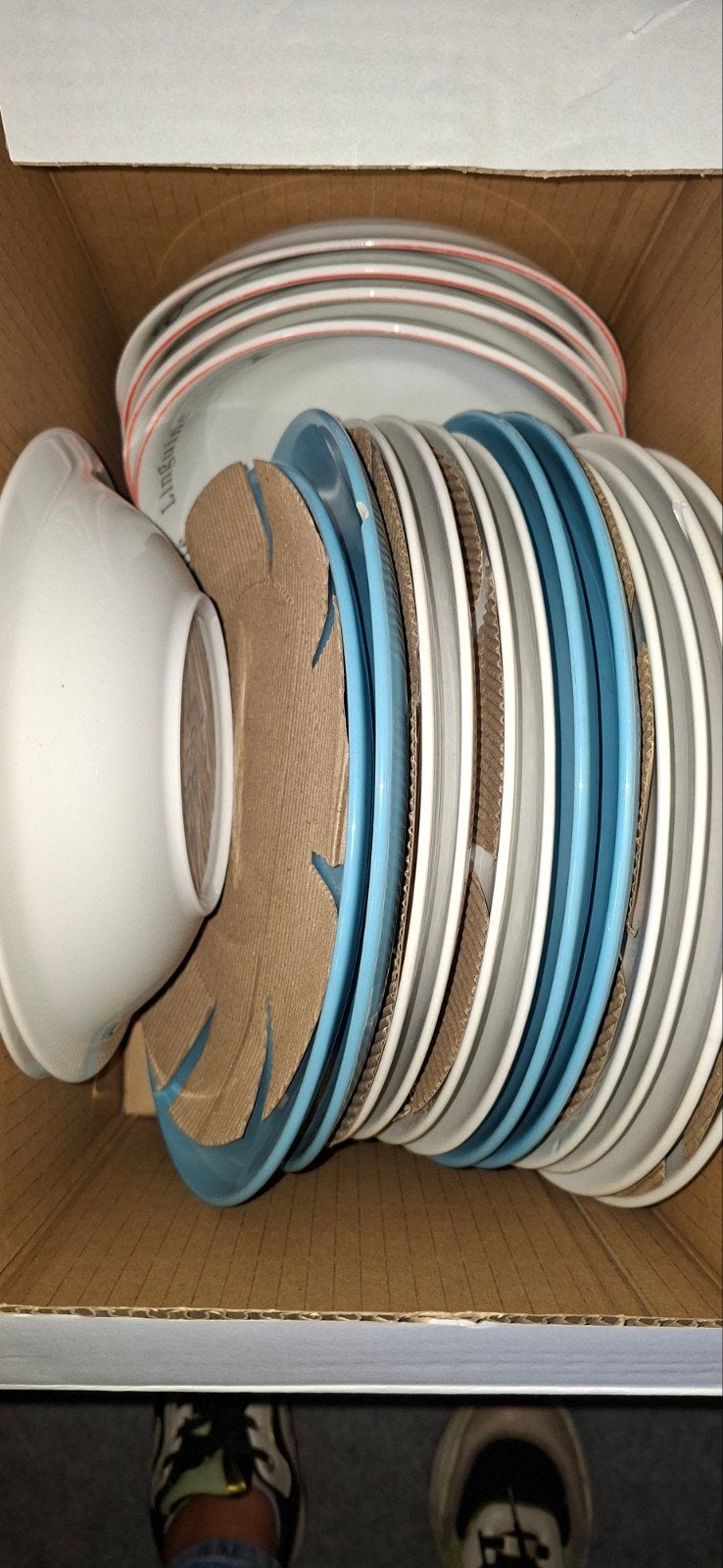 Divers servies, Huis en Inrichting, Keuken | Servies, Ophalen, Overige stijlen, Bord(en)