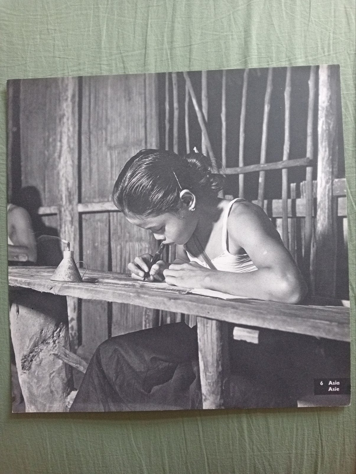 Unesco Fotogravure School in Azië jaren vijftig, Ophalen of Verzenden, Voor 1940, Gebruikt