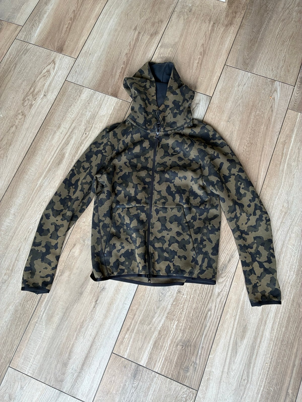 Nike Tech Fleece Camo Hoodie - Maat S, Ophalen of Verzenden, Zo goed als nieuw, Maat 46 (S) of kleiner, Groen