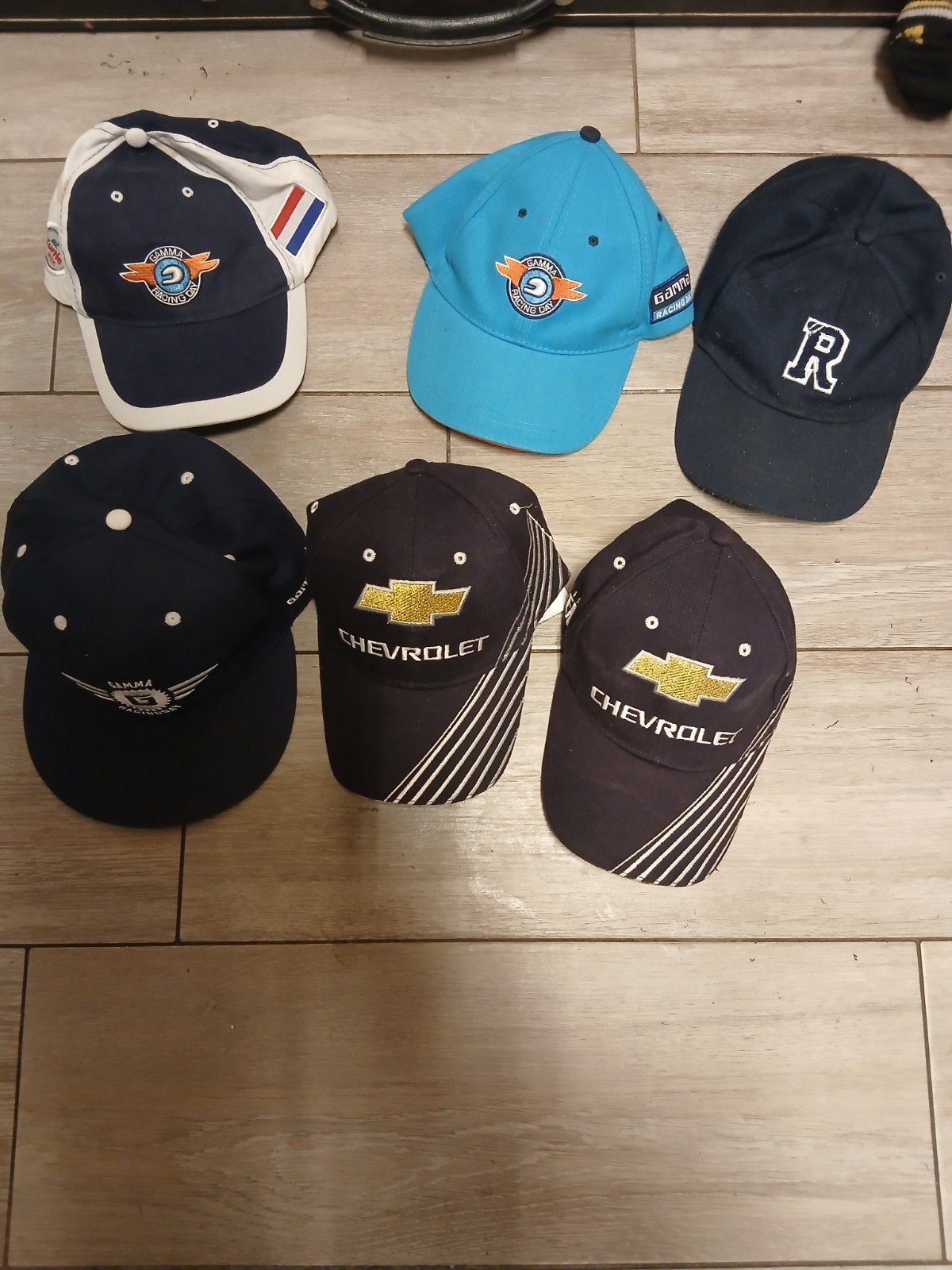 6 diverse petten, waaronder Gamma Racing Day en Chevrolet, Ophalen of Verzenden, Gedragen, One size fits all, Pet