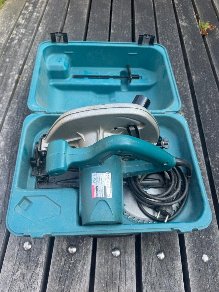 Makita 5704r cirkelzaag + professioneel Kinkelder zaagblad, Ophalen, Gebruikt, Cirkelzaag, Makita