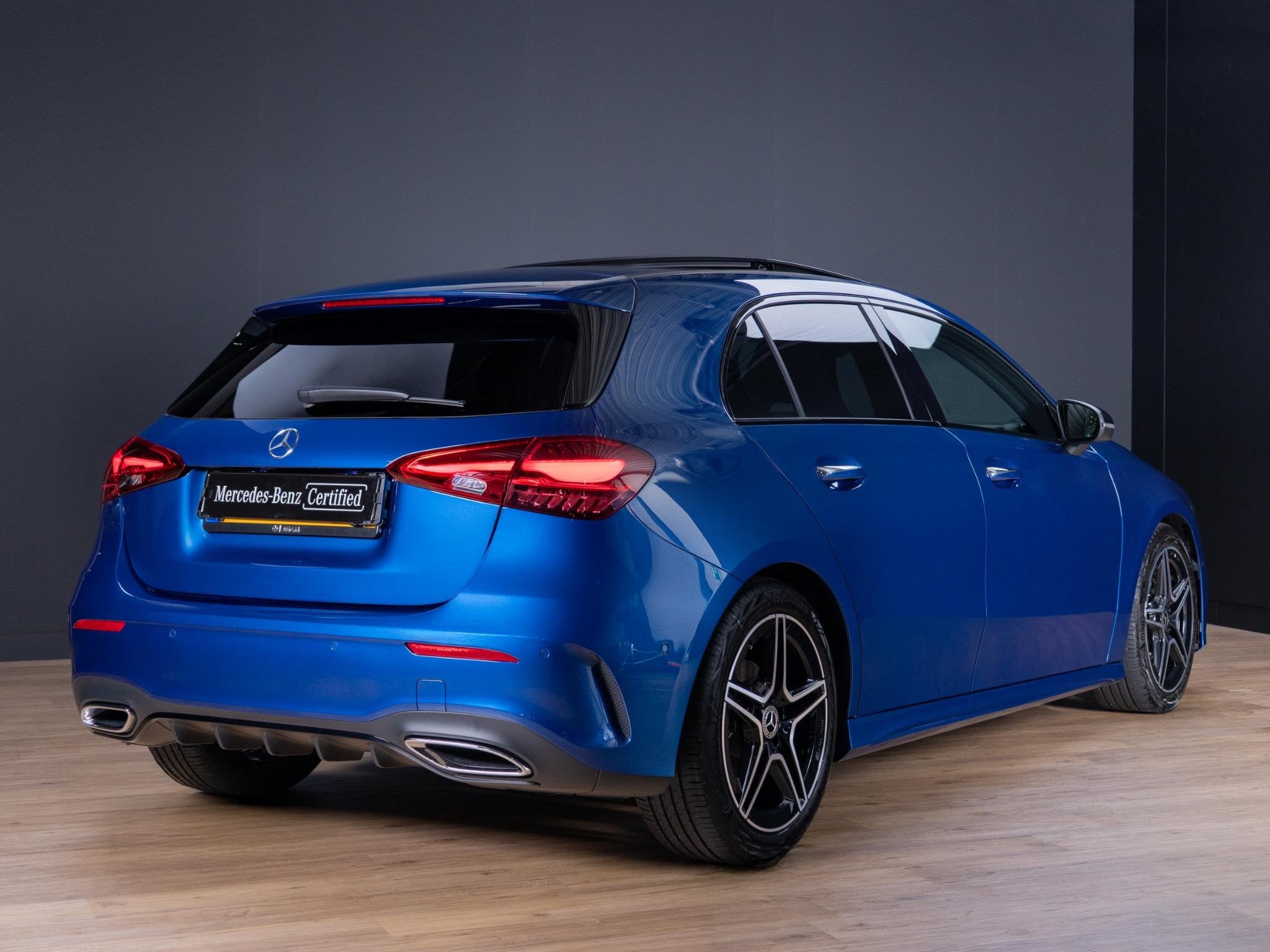 Mercedes-Benz A-Klasse Hatchback 180 AMG Line | Star Edition, Auto's, Dealer onderhouden, 136 pk, Gebruikt, 4 cilinders