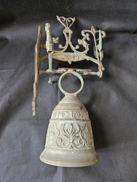 Antieke bronzen kloosterbel met engel en draak, Antiek en Kunst, Ophalen of Verzenden