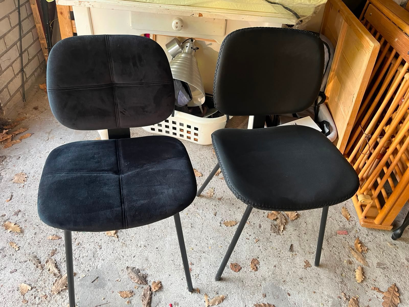 Zwarte eetkamer stoelen, Ophalen, Zo goed als nieuw, Zwart, Twee