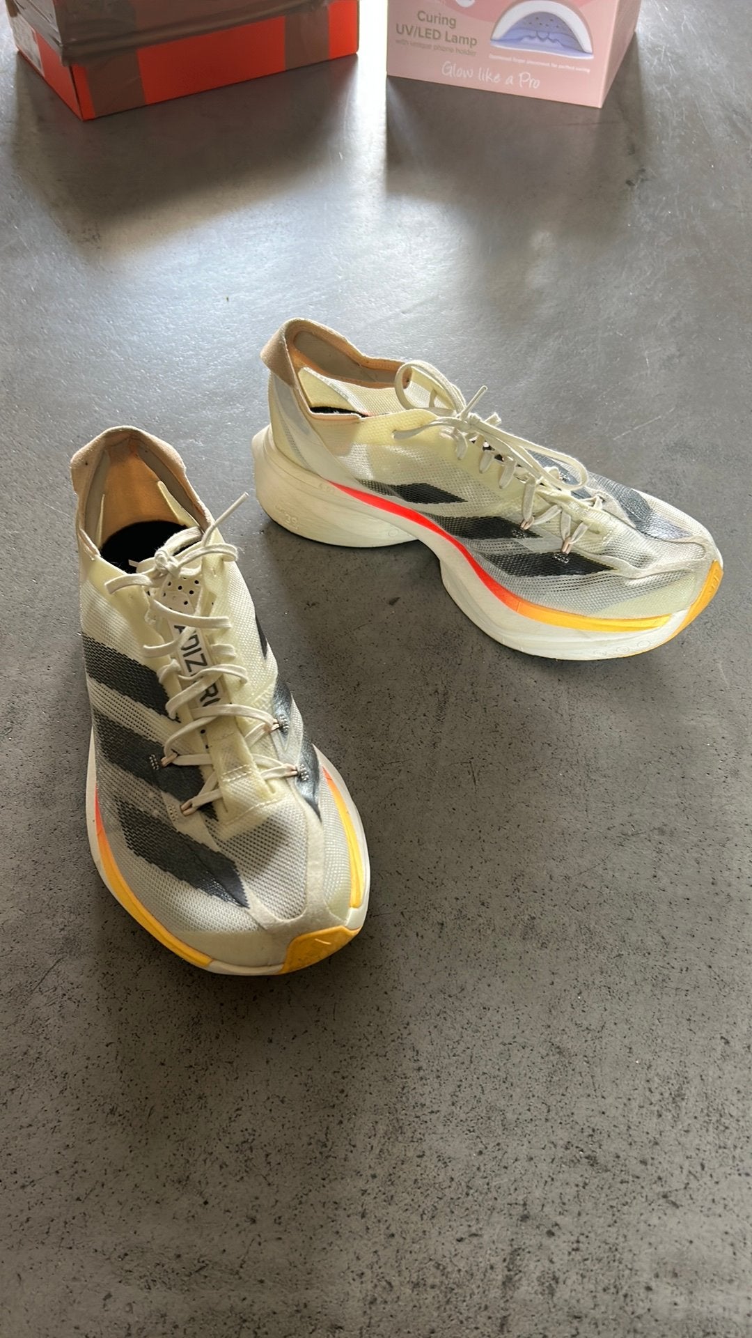 Adidas Pro 3, Ophalen of Verzenden, Zo goed als nieuw, Hardloopschoenen, Adidas