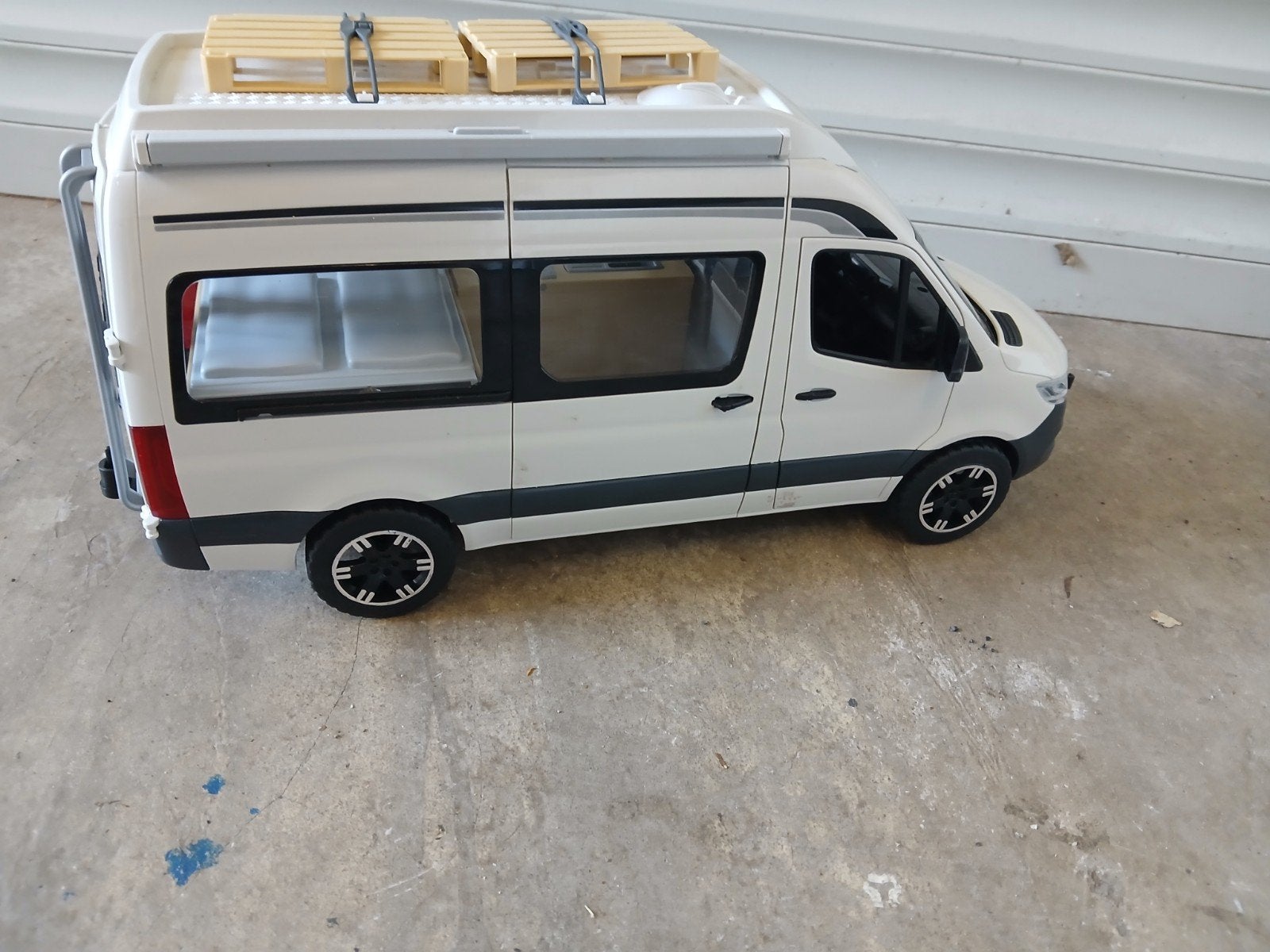 Brüder Bus Camper z.g.a.n. - Perfect voor avontuur!, Kinderen en Baby's, Speelgoed | Speelgoedvoertuigen, Ophalen of Verzenden