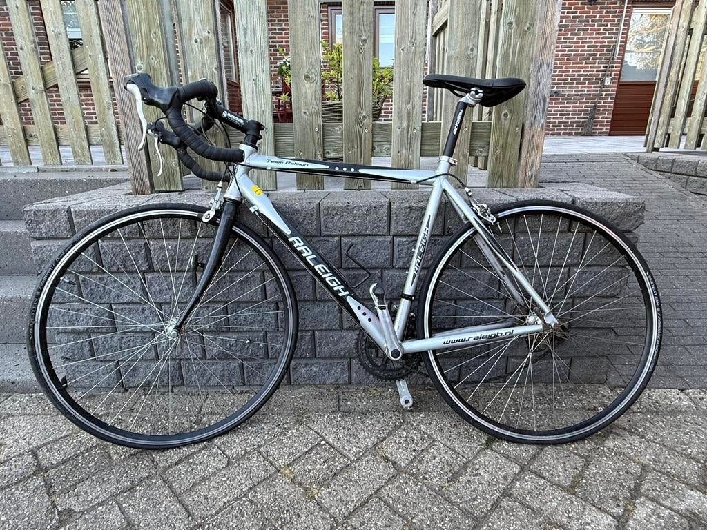Te koop racefiets heren (Ral Eigh), Aluminium, Zo goed als nieuw, Meer dan 20 versnellingen, Ophalen