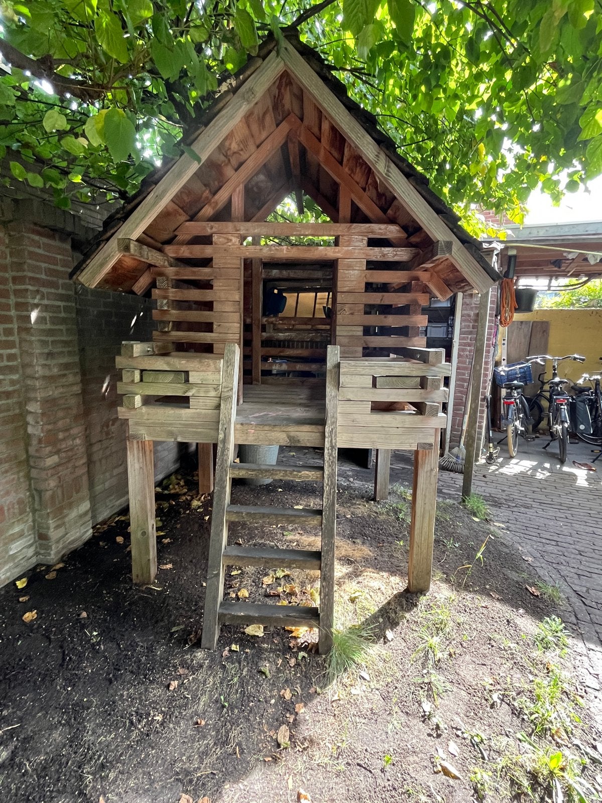 Zelfgebouwd Douglashouten Speelhuisje met Platform, Ophalen, Gebruikt, Hout