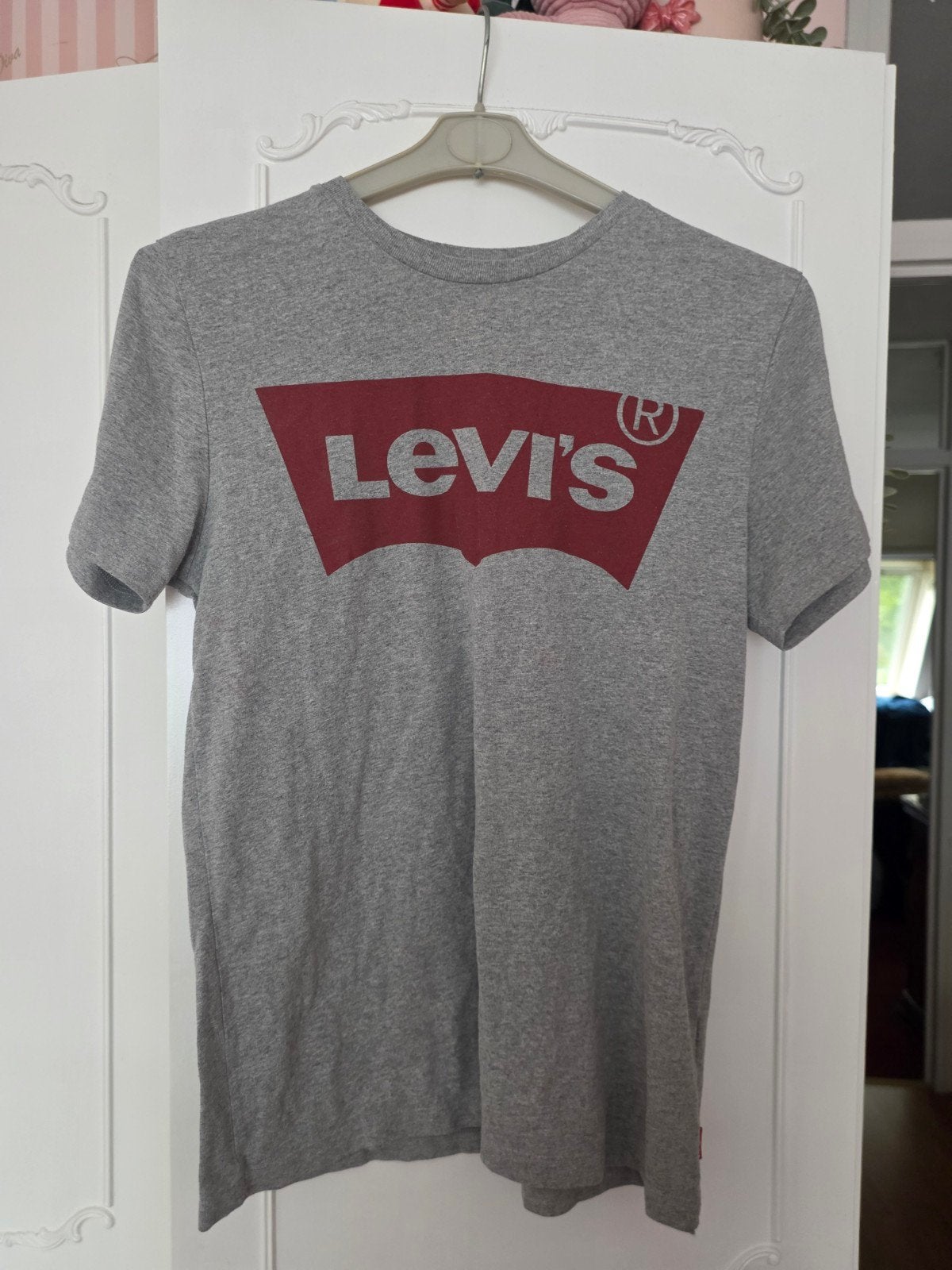 Levi's T-shirt grijs met rood logo - Maat 14, Levi's, Maat 48/50 (M), Ophalen of Verzenden, Zo goed als nieuw