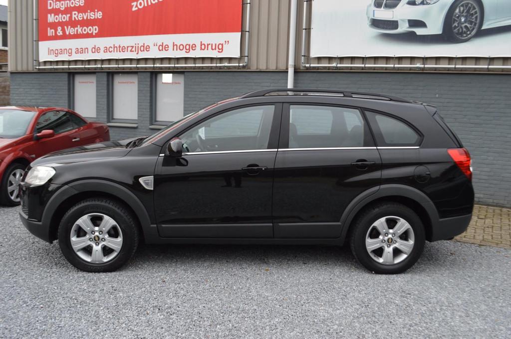 Chevrolet Captiva 2.4i Style 4WD 7 Pers Airco 5Drs Trekhaak, 1660 kg, Gebruikt, 4 cilinders, 7 stoelen