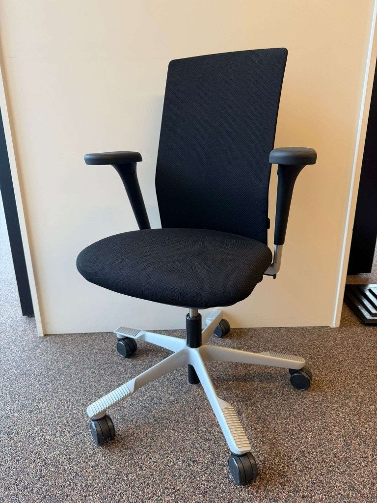 Partij diverse HÅG bureaustoelen, Niet ingevuld, Niet ingevuld, Niet ingevuld