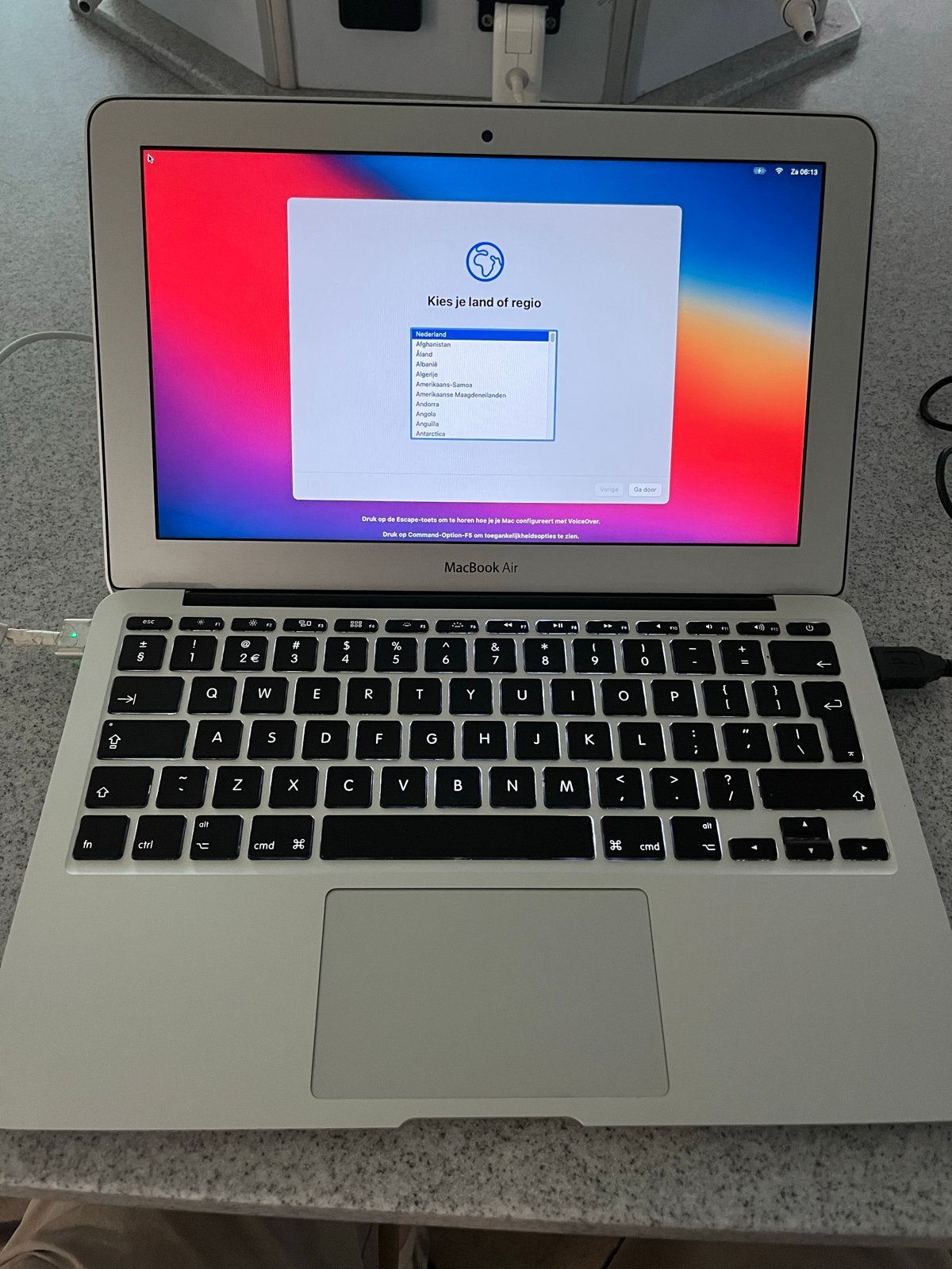 MacBook Air 11 inch - Compact, licht en snel, Computers en Software, Apple Macbooks, Gebruikt, 2 tot 3 Ghz, Qwerty, 11 inch