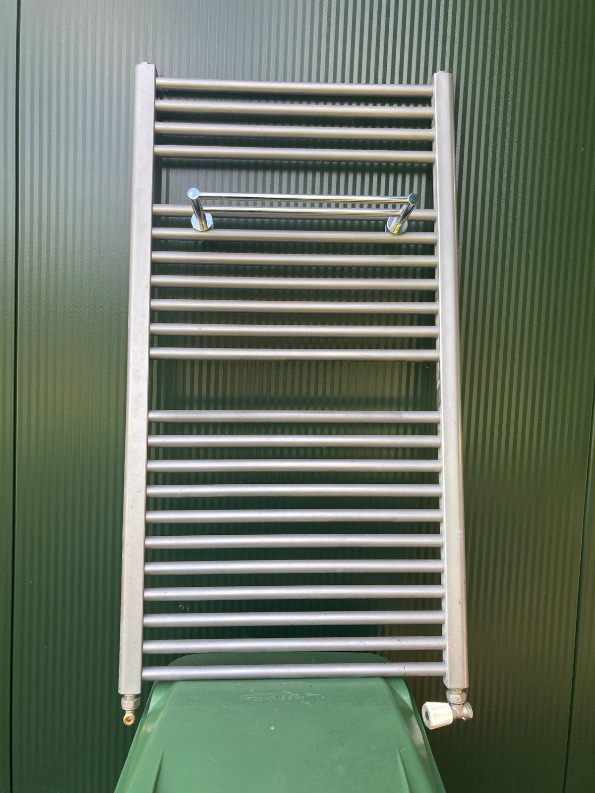 Douche radiator of handdoek radiator 60 x 110 cm., Ophalen, 60 tot 150 cm, Radiator, 80 cm of meer