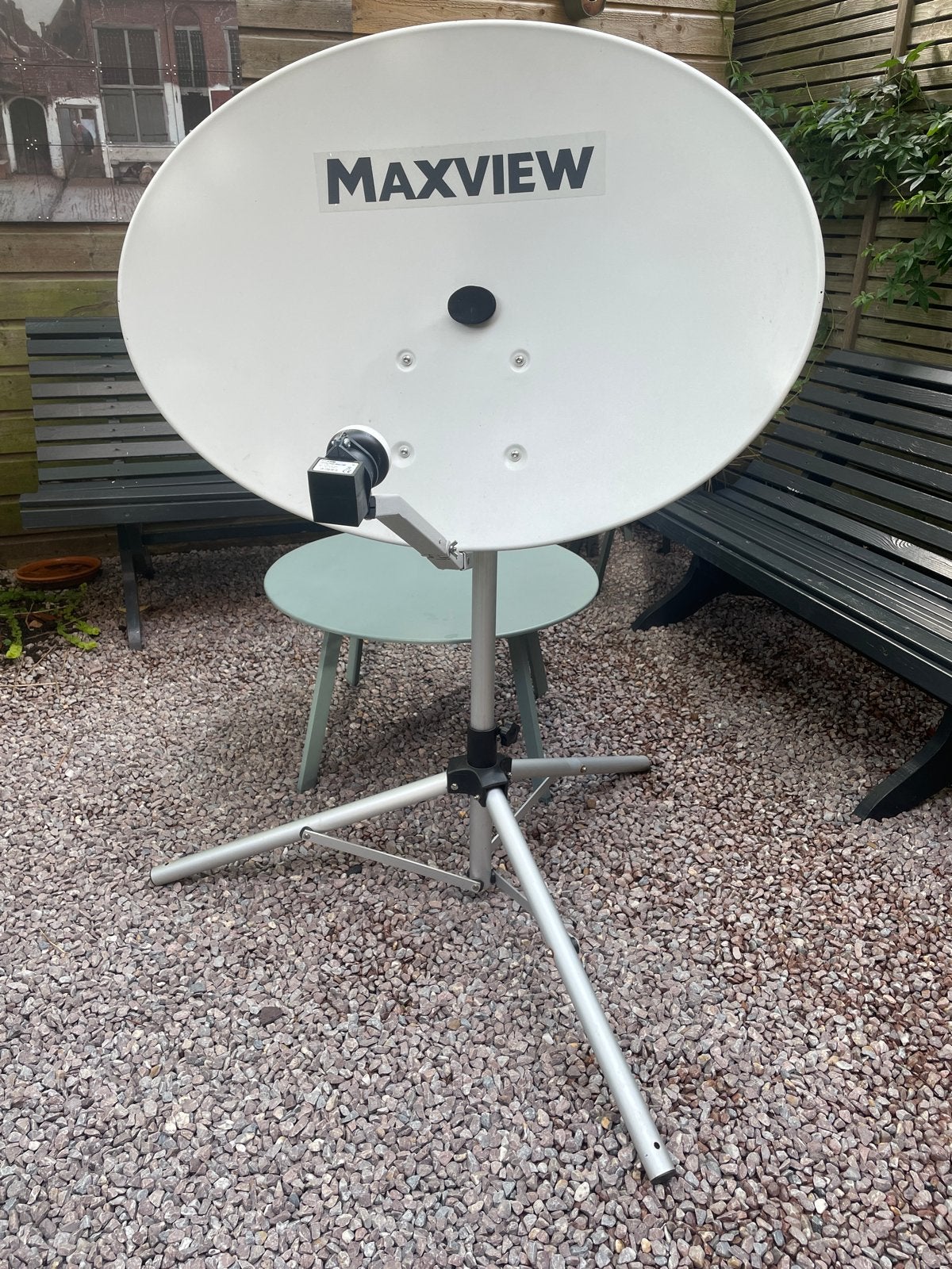 Complete set: Maxview schotelantenne, SAB ontvanger, Akai TV, Ophalen of Verzenden, Gebruikt, (Schotel)antenne, Overige merken