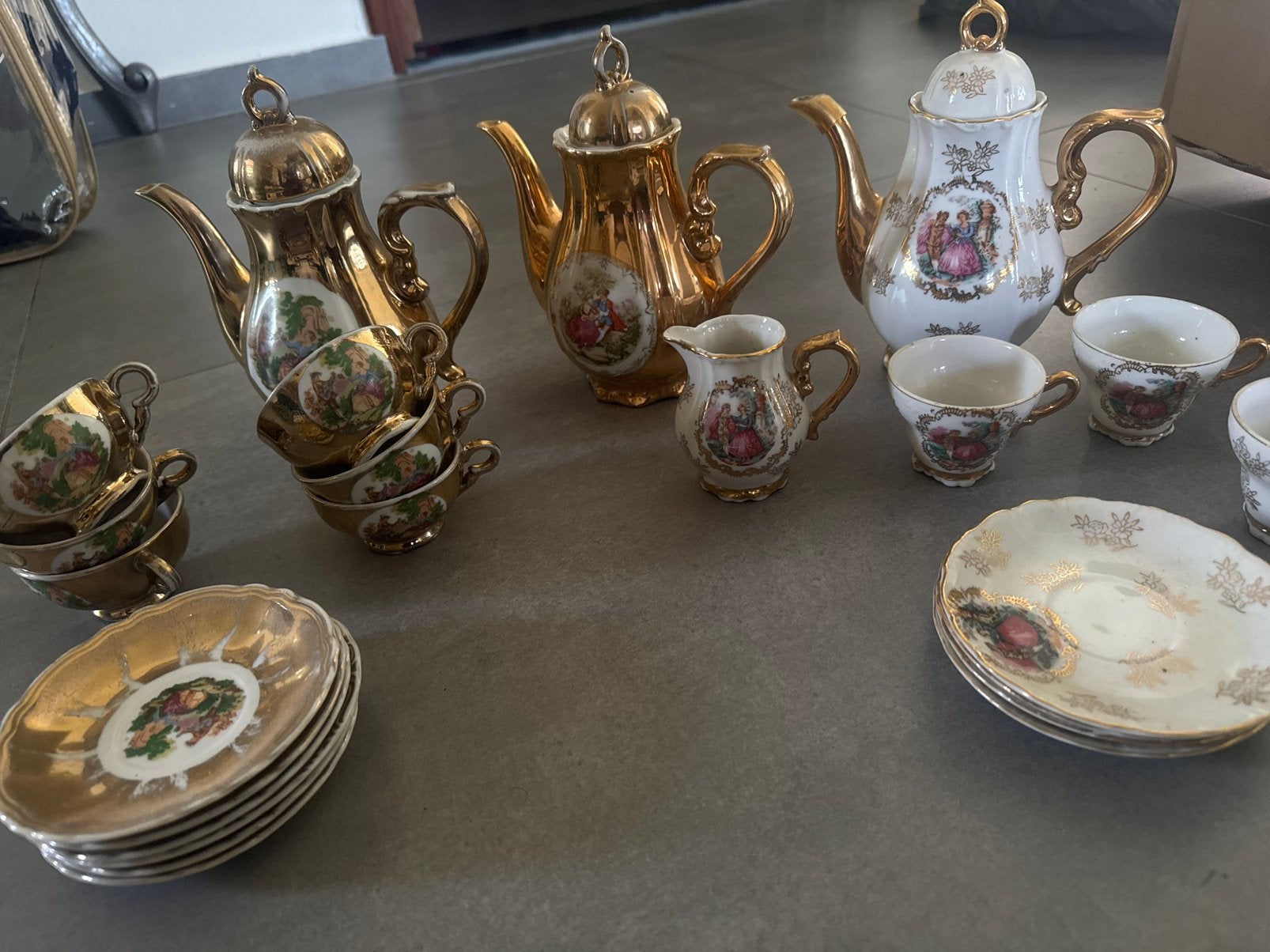 Antiek service, Ophalen of Verzenden