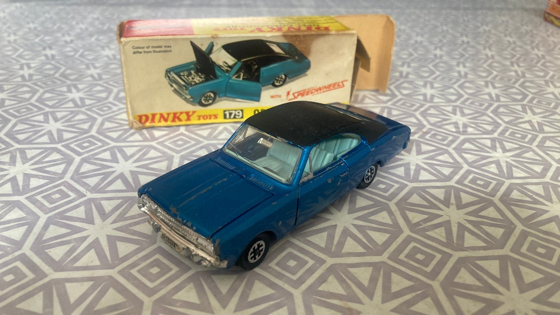Dinky toys opel Commodore, Ophalen of Verzenden