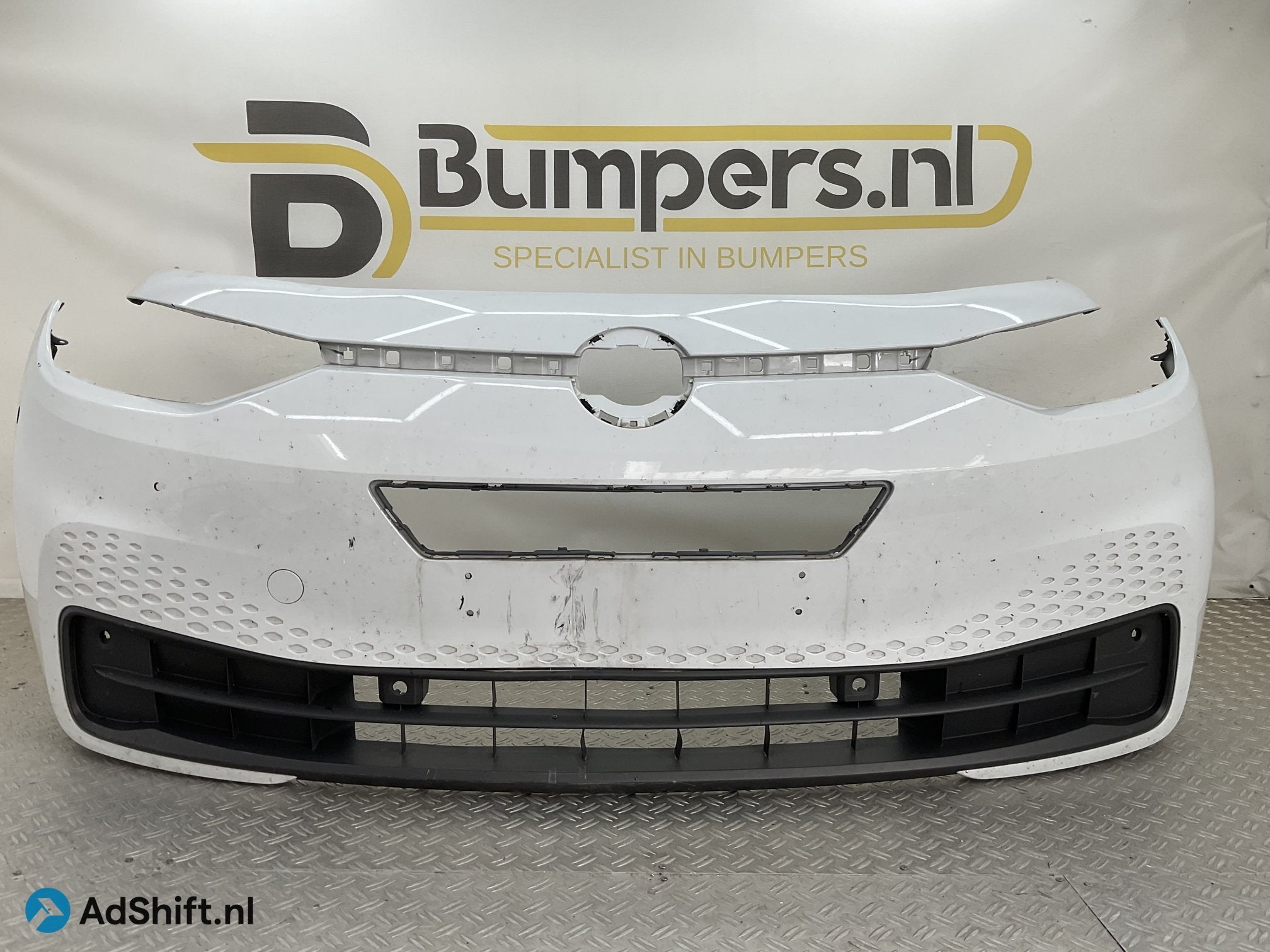 Bumper Volkswagen iD3 ID.3 4xpdc 2019-2022 10A807221 Voorbum, Bumper