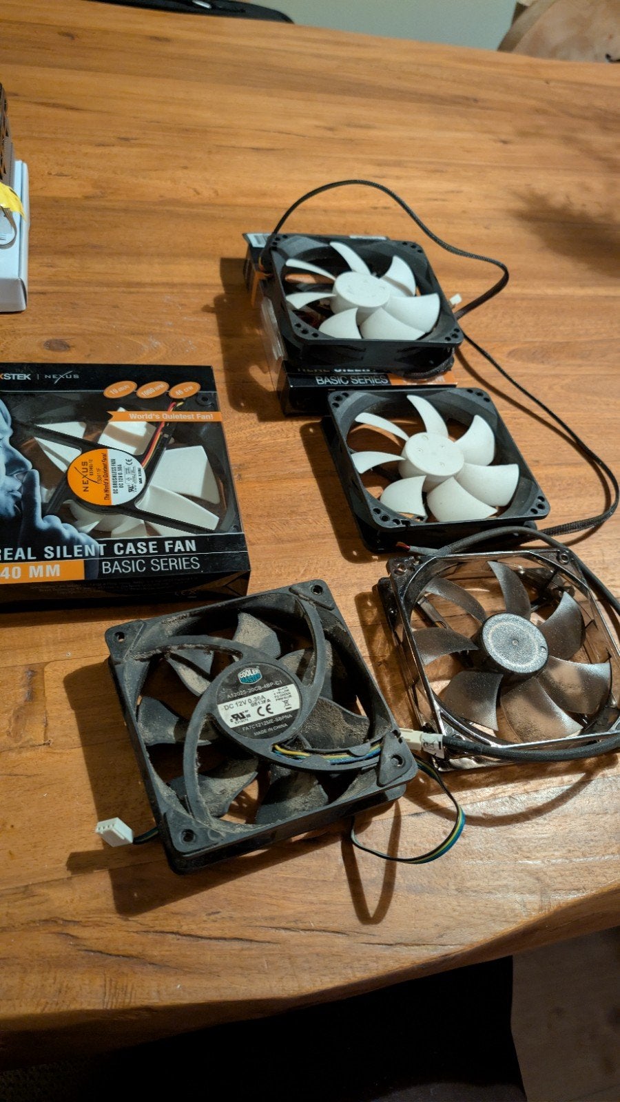Diverse computer ventilatoren (1x nieuw, 4x gebruikt), Ophalen of Verzenden, Gebruikt, Luchtkoeling