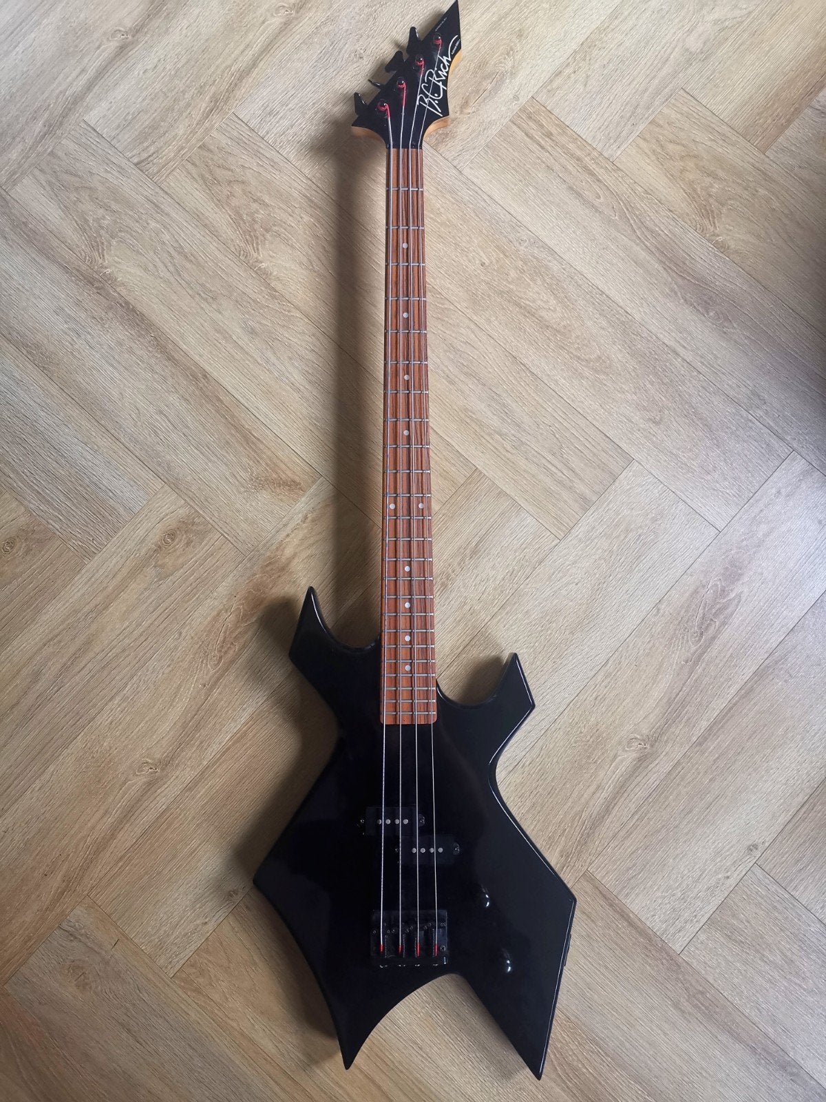 BC Rich Warlock Platinum Bass, Muziek en Instrumenten, Ophalen, Gebruikt, Elektrisch