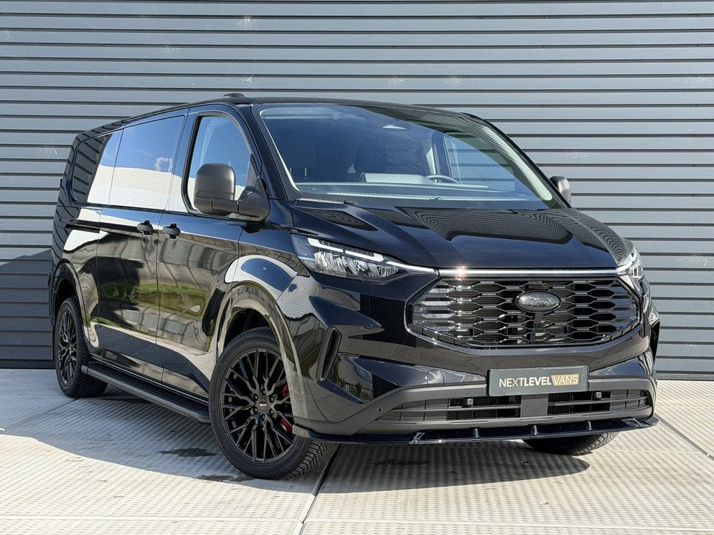 Ford Transit Custom 320 2.0 TDCI L2H1 Trend DC 6-pers / Came, Voorwielaandrijving, 4 cilinders, Met garantie (alle), Zwart
