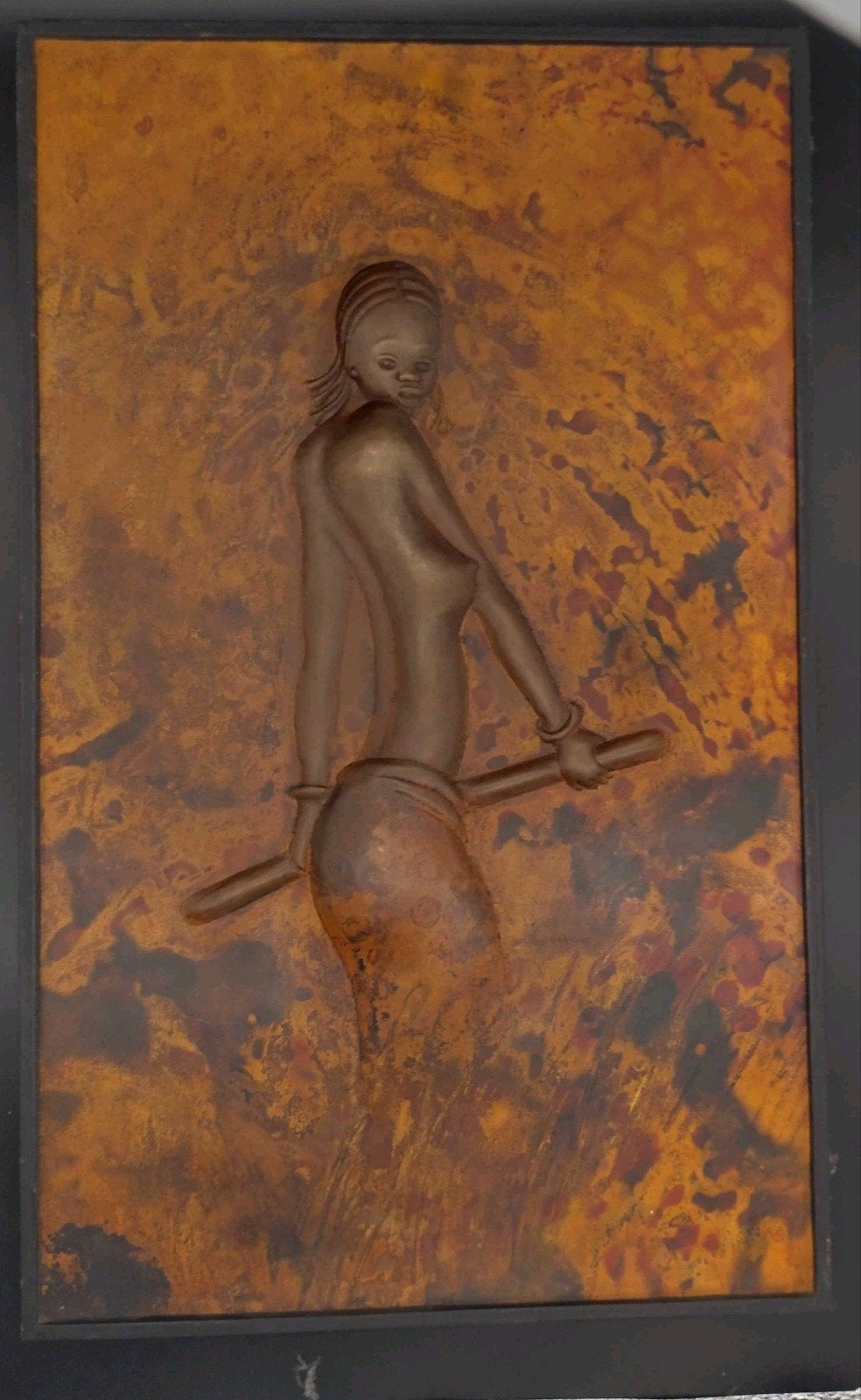 Uniek vintage koperen reliëf / wandpaneel – Afrikaanse vrouw, Wanddecoratie, Bruin, Afrika, Ophalen of Verzenden