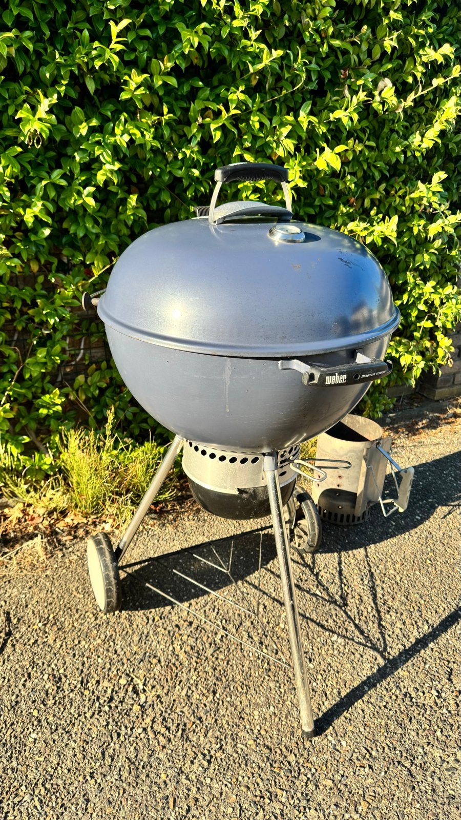 Weber Master Touch 57cm BBQ - Houtskoolbarbecue, Tuin en Terras, Ophalen, Gebruikt