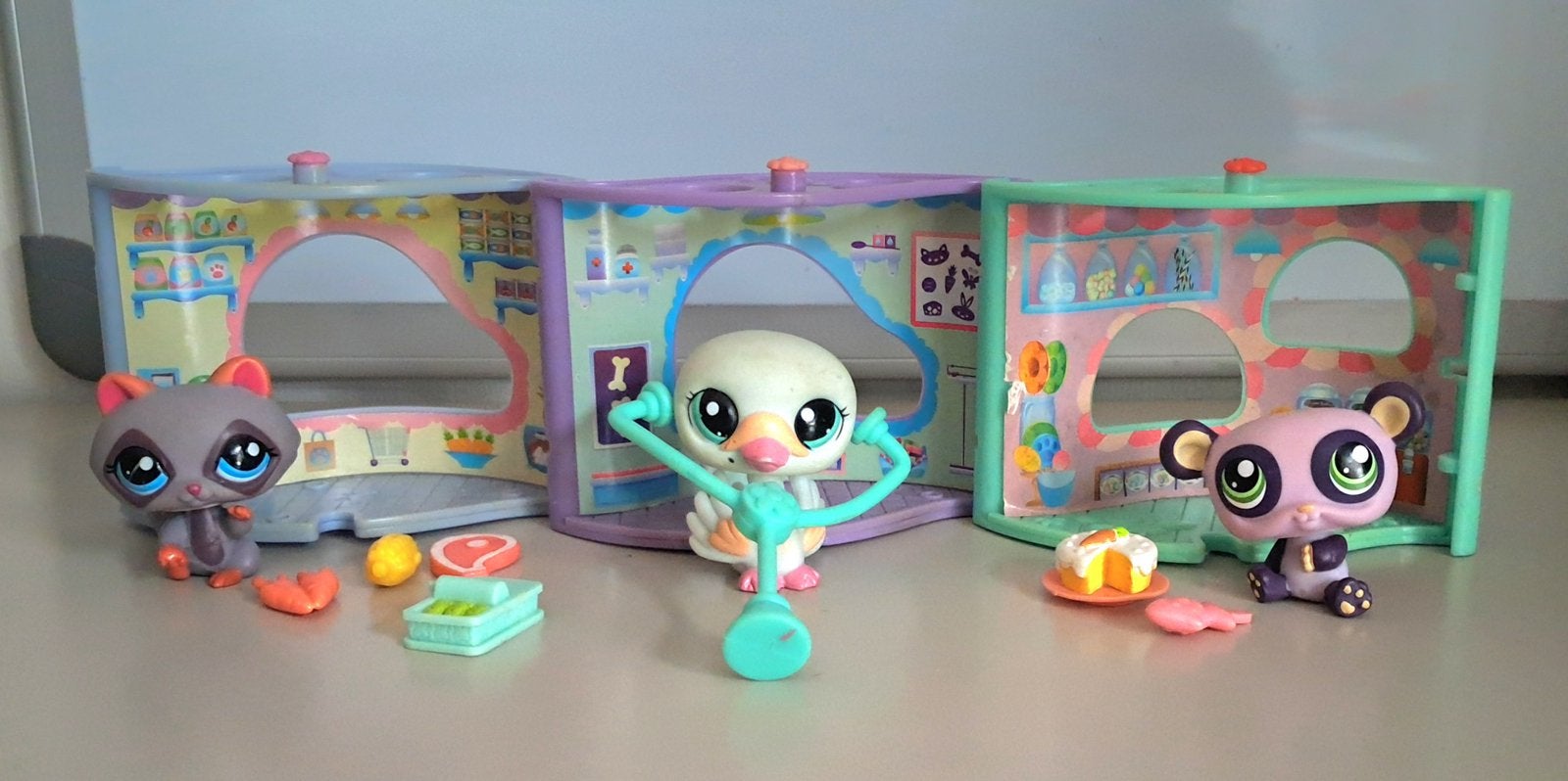 Littlest pet shop supermarkt, dokterspraktijk en snoepwinkel, Ophalen of Verzenden, Gebruikt, Jongen of Meisje
