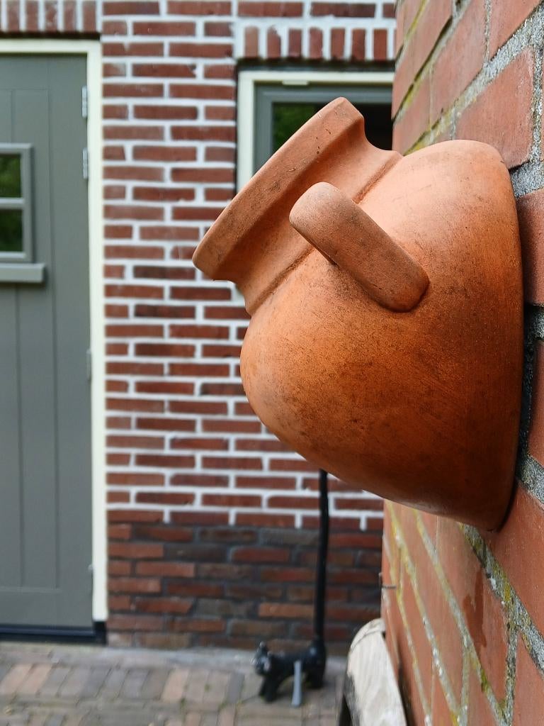 Terracotta hangende bloempot - muurpot - hangbloempot, Gebruikt, Ophalen of Verzenden, Overige vormen, Terracotta