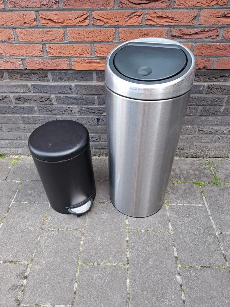 Brabantia prullenbak en kleine pedaalemmer, Ophalen, Gebruikt, Met pedaal, 20 tot 30 liter