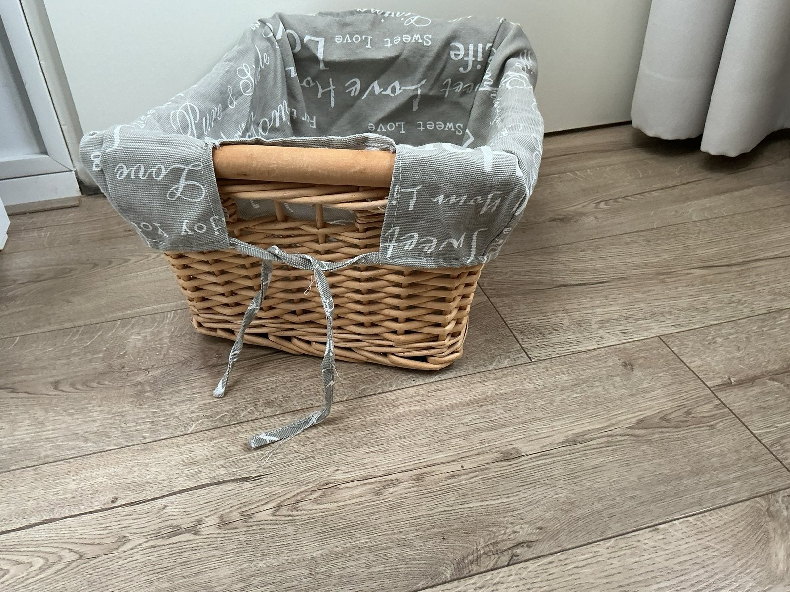 Rieten mand, Mand, Ophalen of Verzenden, Zo goed als nieuw, Riet