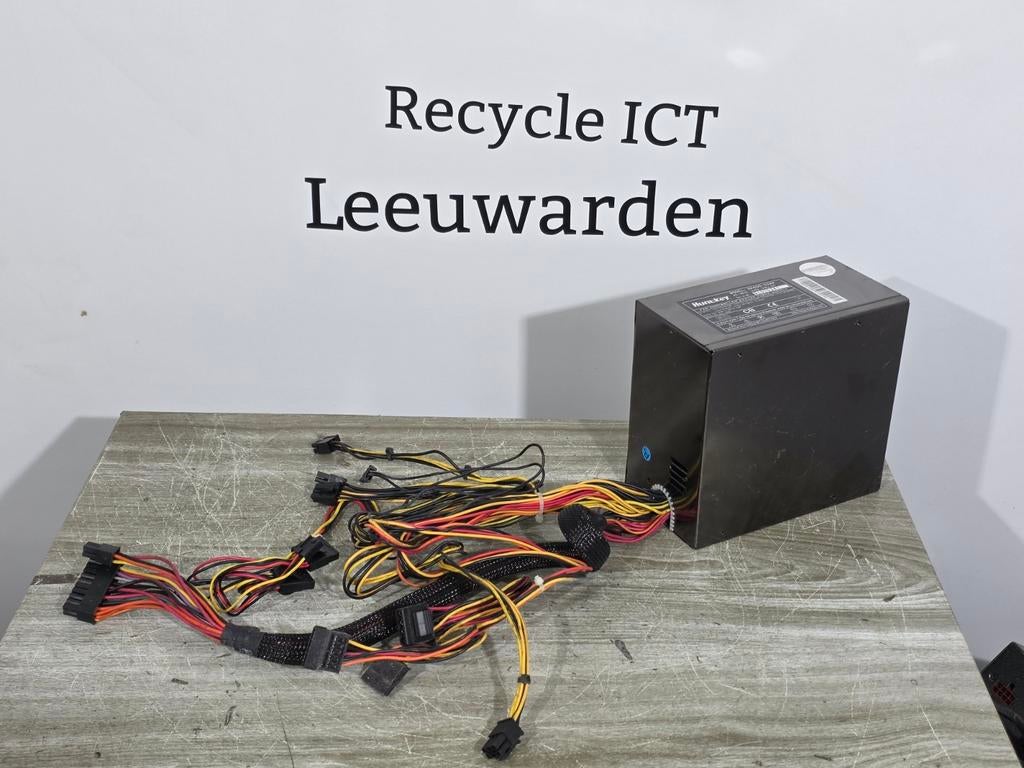 Huntkey 600w max voeding psu power supply hk600-53ap, Computers en Software, Interne voedingen, Gebruikt, Ophalen of Verzenden