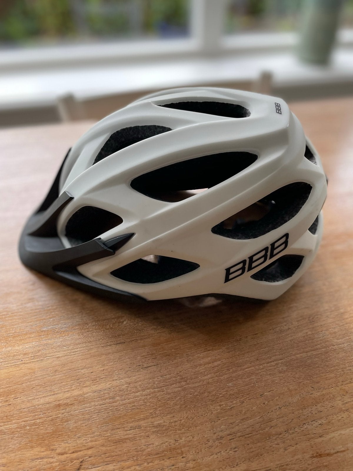 BBB Varallo fietshelm - Nieuw, nooit gebruikt, Fietsen en Brommers, Fietsaccessoires | Fietshelmen, Ophalen of Verzenden, Nieuw