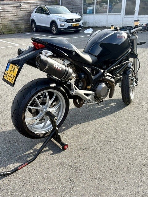 Ducati Monster 1100  ABS, Motoren, 2 cilinders, Occasion, Motorrijbewijs A, Particulier