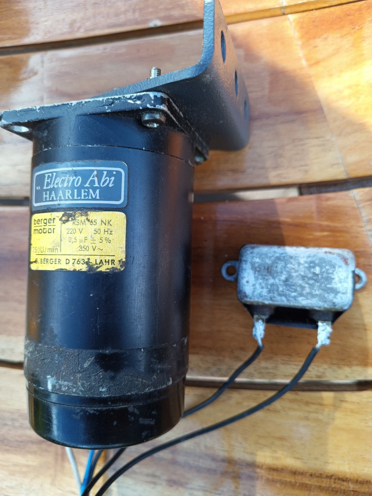 Electro Abi Berger-Lahr synchroon motor 220V 50Hz 750U/min, Doe-het-zelf en Verbouw, Ophalen of Verzenden, Gebruikt, Elektromotor
