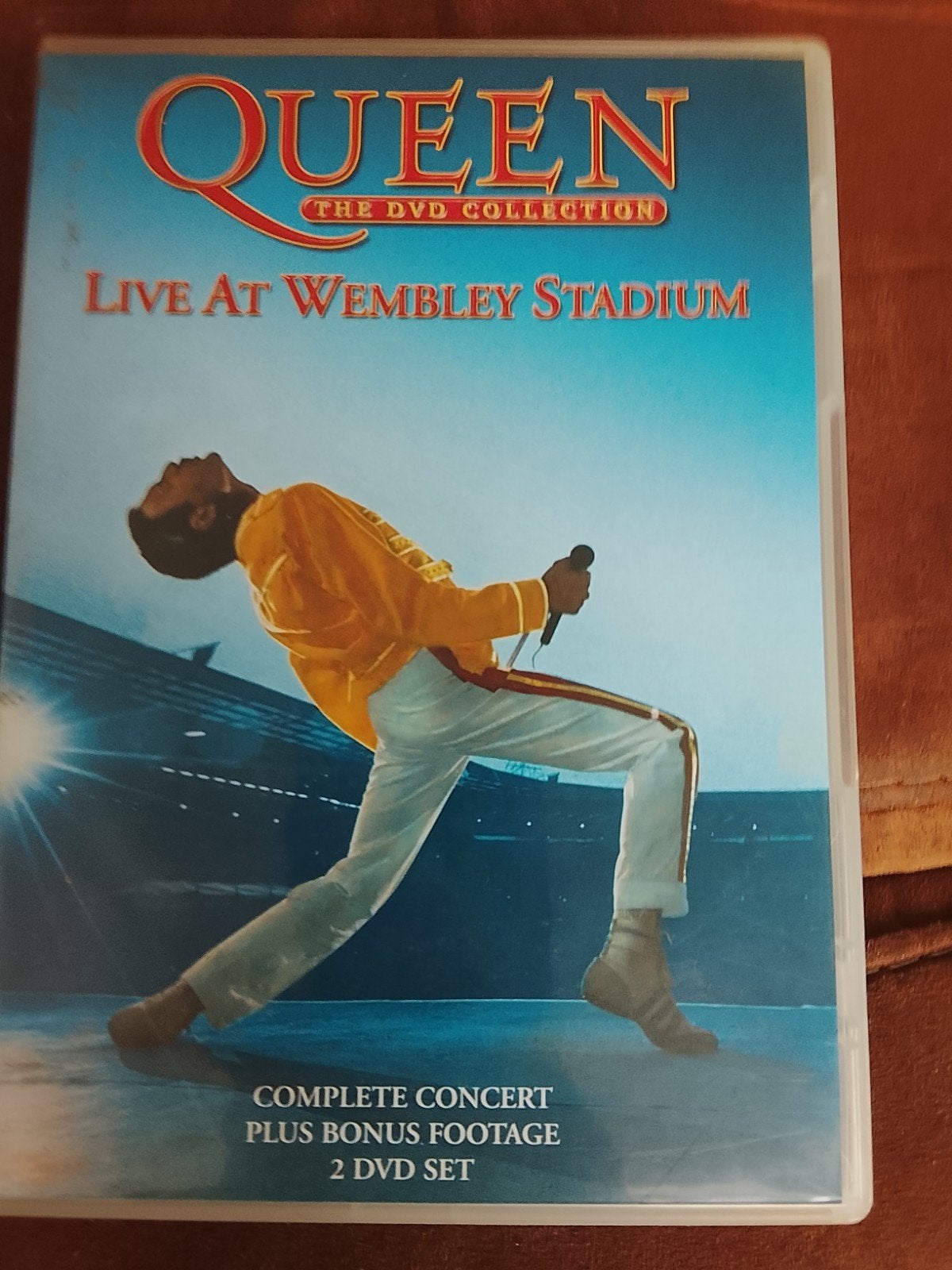 Queen - Live At Wembley Stadium (2 DVD Set), Ophalen, Alle leeftijden, Nederlands, Zo goed als nieuw