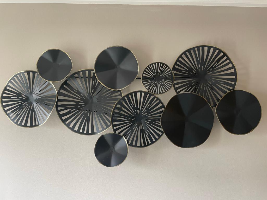 Moderne metalen wanddecoratie - Zwart met goud, Ophalen, Metaal, Wandsculptuur, Zwart