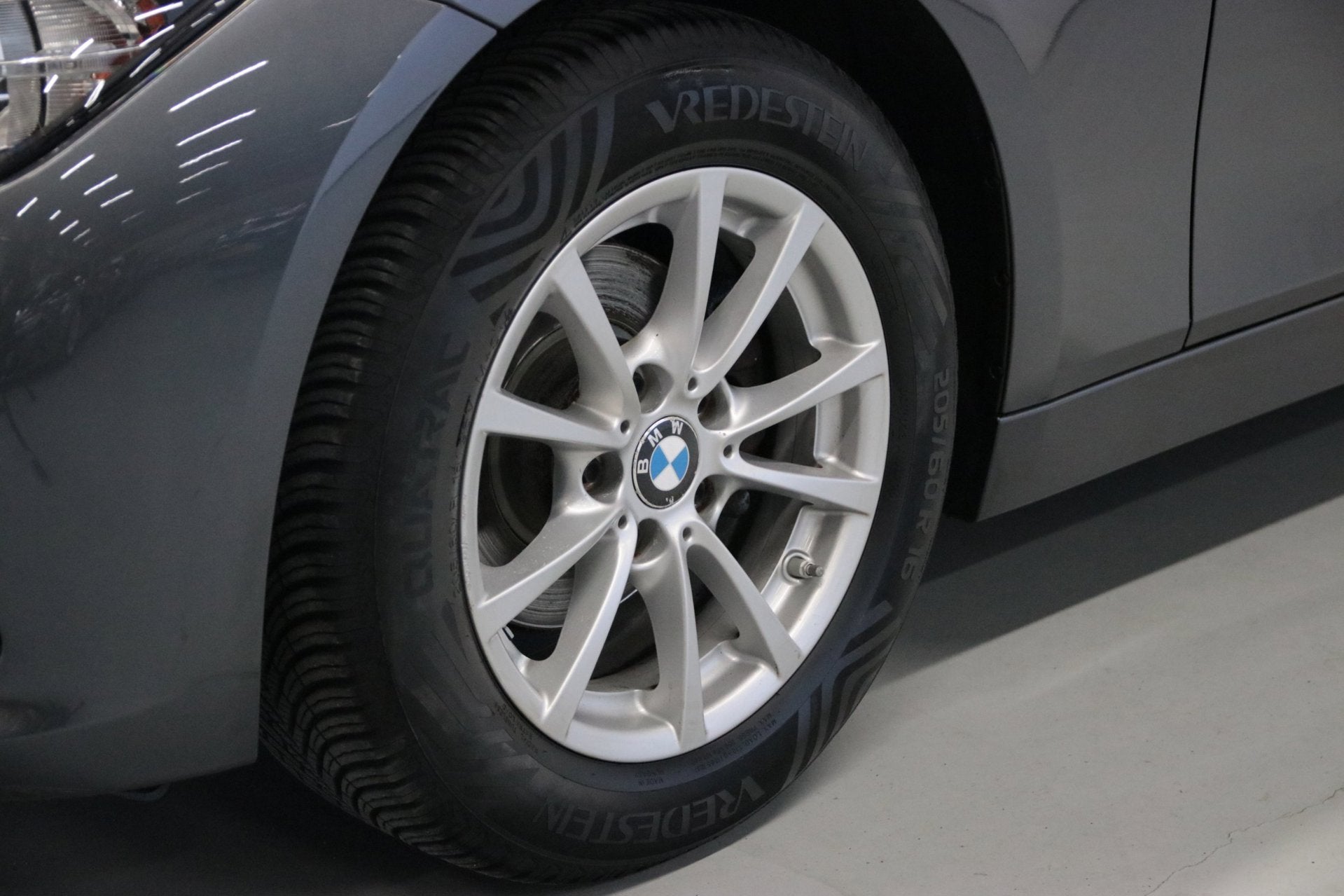 BMW 3-serie 318i/ Schuifkanteldak/ Navigatie/, Automaat, Gebruikt, 3 cilinders, Sedan