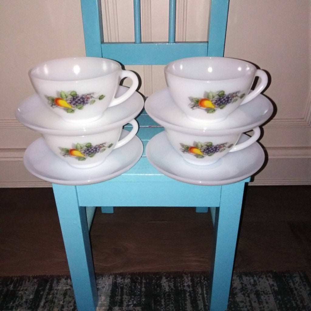Theekop met schotel Arcopal Fruits de France set van 4 stuks, Huis en Inrichting, Keuken | Servies, Ophalen, Gebruikt, Overige merken