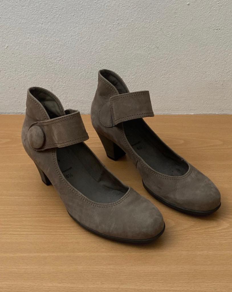 Gabor suède schoenen - maat 39,5, Schoenen met lage hakken, Overige kleuren, Ophalen of Verzenden, Zo goed als nieuw
