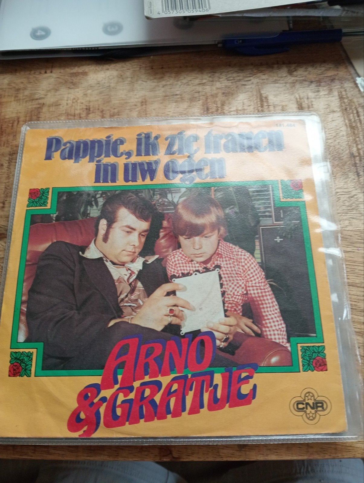 Arno & gradje -pappie ik zie tranen in uw ogen, Ophalen of Verzenden, Zo goed als nieuw, Overige formaten, Levenslied of Smartlap