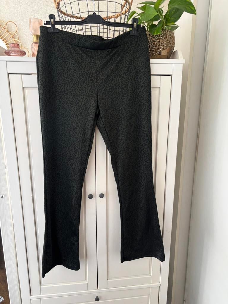 Flared legging maat xl, Maat 42/44 (L), Ophalen of Verzenden, Zo goed als nieuw, Lang